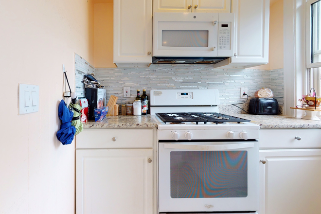 Kitchen - Last Minute Specials! Minutes to Tufts!  Deluxe Furnished Bedrooms $1,000+ Apartments