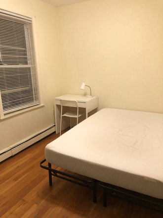 Bedroom A - NO FEES! SUNNY ROOM  NEXT TO GREEN LINE,  WALK TO MIT, KENDALL, HARVARD