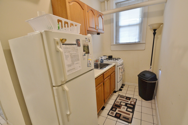 Kitchen - Large Studio Available 9/1/26! *CONTACT NOAH 603-470-8181 Apartments