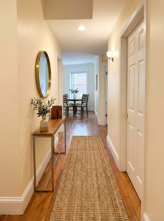 Unit - 4-Bedroom in Washington Square | Available September 1 Condo
