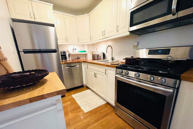 Kitchen - Fully Furnished 1BR in Fort Greene | July–Sept