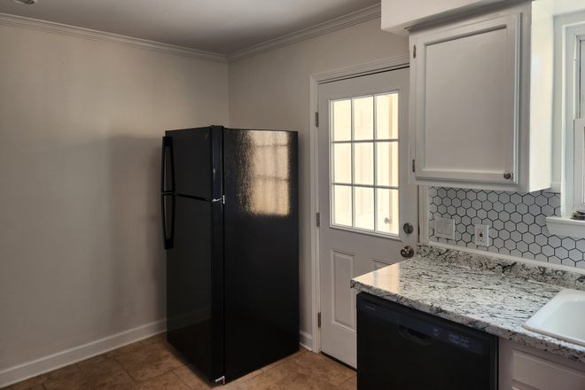 Kitchen - Mid City Condo