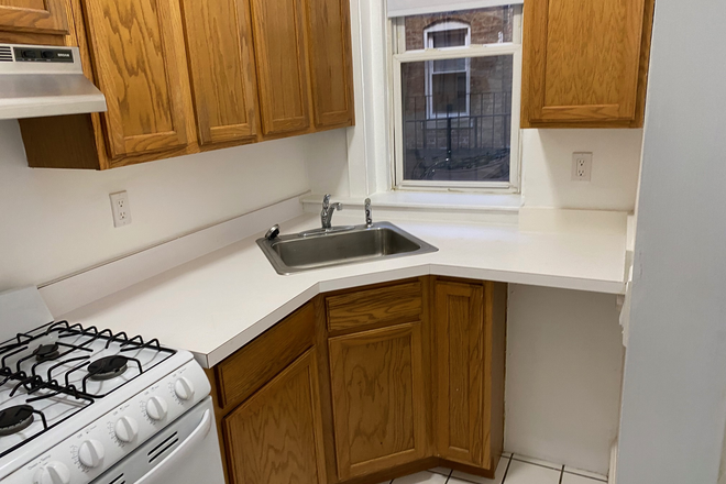 Kitchen - ALLSTON 1 BED COMMONWEALTH AVE ***NO FEE***  move in ASAP Apartments