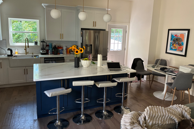 Kitchen - Brand new home with massive bedroom suite Kirkwood/edgwood