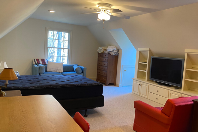 Bedroom, living space from entrance - Companion Home-Share Opportunity