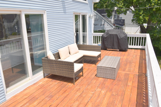 Deck - 50 Lake Road House