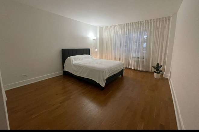 Bedroom - 1bedroom and 1bathroom apartment Boston area