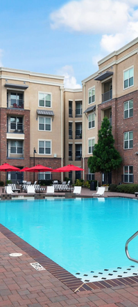 Swimming pool - The Crimson Apartments