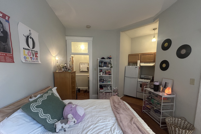 Bath - Studio in Symphony, Heat and HW included Apartments