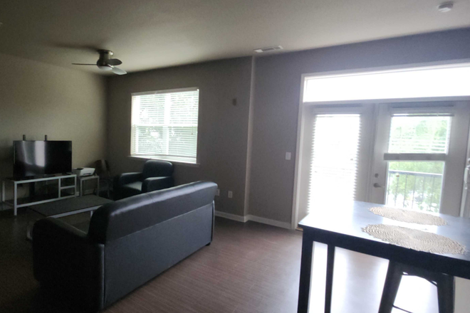 LivingSpace 1 - The Blake one room in 2B/2B Apartments