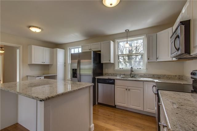 Kitchen 2 - HOUSE FOR RENT in Crieve Hall, 15 mins to Vanderbilt. Available August 1st. One-year lease.