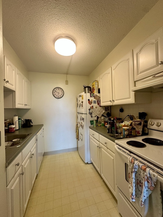 LIVING - SPACIOUS 2 BED/2 BATH AVAIL. 9/1/25! Apartments