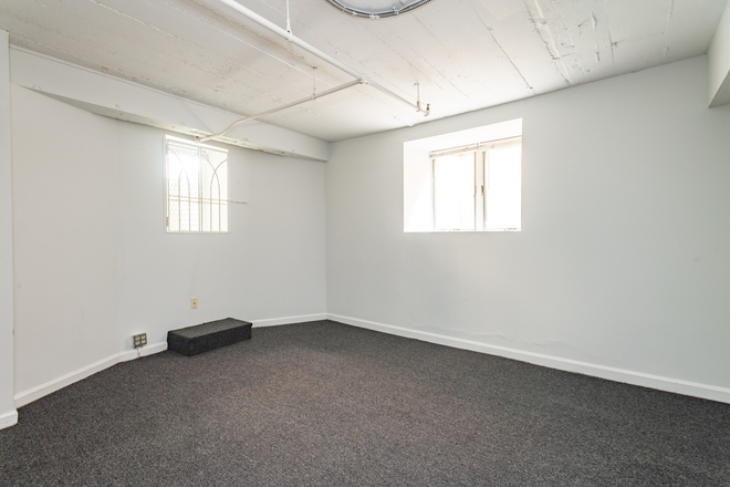 Visit hubrealtyproperties.com - Spacious studio next to Huntington Avenue, free month rent