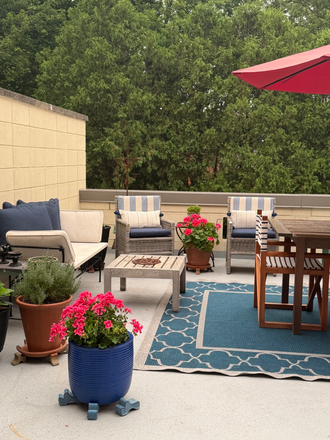 Deck - Available 20, 2026. Perfect for PhD and Grad students. Furnished, all utilities included. Condo