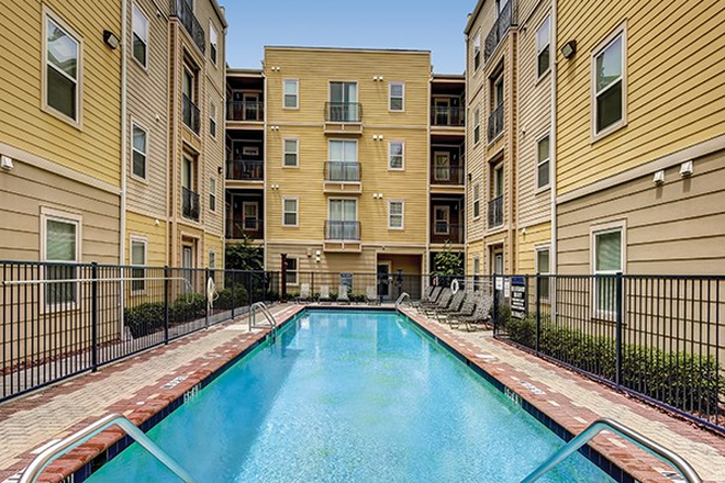 Pool - 2nd Ave Center Apartments