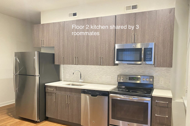 Floor 2 kitchen - Aug 1 move-in, $830 incl utilities, furnished master bedroom en-suite bath
