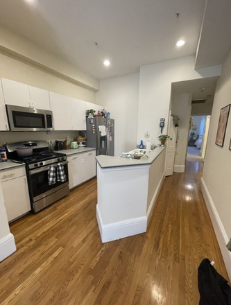 living - BEAUTIFUL 2 BED WITH IN-UNIT LAUNDRY!! AVAIL 9/1/26!