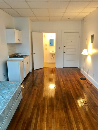 STUDIO - EXTRA LARGE FURNISHED STUDIO WITH NO BROKER FEE AT 854 BEACON STREET AVAILABLE SEPTEMBER 1, 2025 Apartments