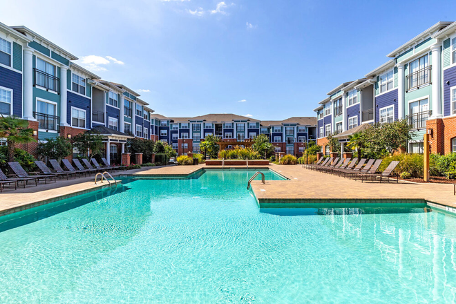 Pool - The Mill Apartments