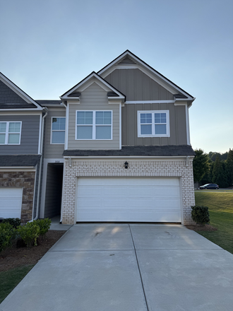 Exterior - 4BR/2.5 Bath Townhome 1 Mile from UNG Dahlonega Campus