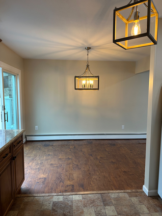 Dining room - 3 bedroom condo with furnished outdoor patio & private yard