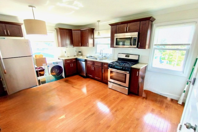 kitchen - Wayland Square neighborhood 3 bed 1 bath walk to campus Apartments