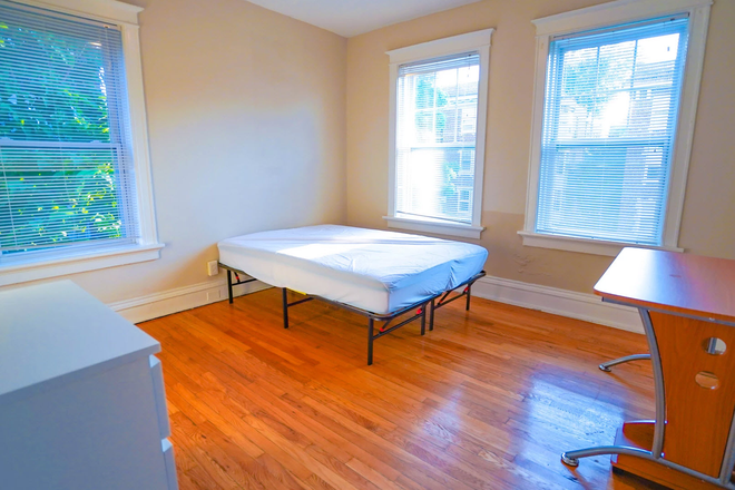 Bedroom - 760 Syracuse #B Apartments