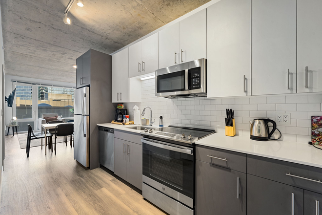 Fully Equipped Kitchen - 4BR Corporate Suite Central and Modern