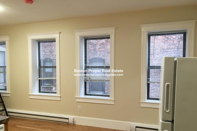 a - 4 bedroom! Apartments