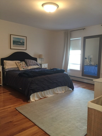 living - HUGE 2 BED WITH IN-UNIT LAUNDRY, AVAIL 9/1/26!! Apartments