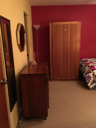 Looking into bedroom - 2 Blocks From Rice