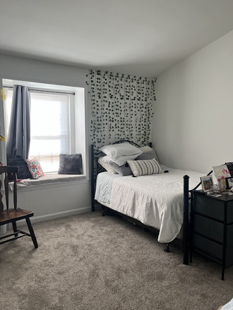 View of bedroom. Bed size queen. - Single bedroom and bathroom in Laurel, close to many amenities Condo