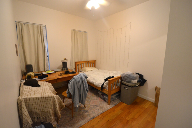 Bedroom - Nice Renovated One Bedroom in Westland Ave across Whole foods NO FEE