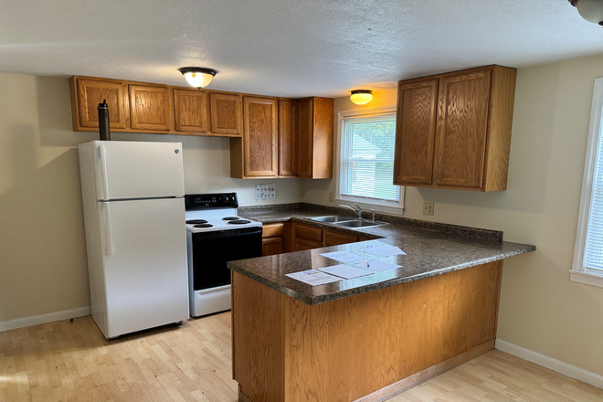 interior - 4 BED HOUSE PERFECT FOR GROUPS AVAILABLE 2026-2027!
