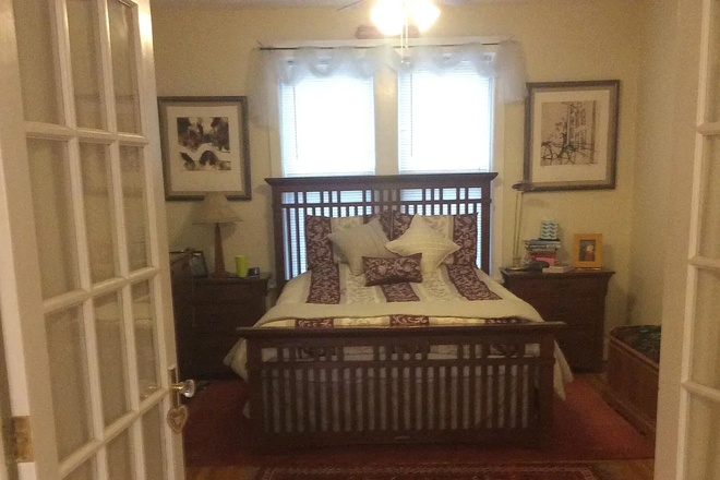 Bedroom - Waterman Blvd Apartments