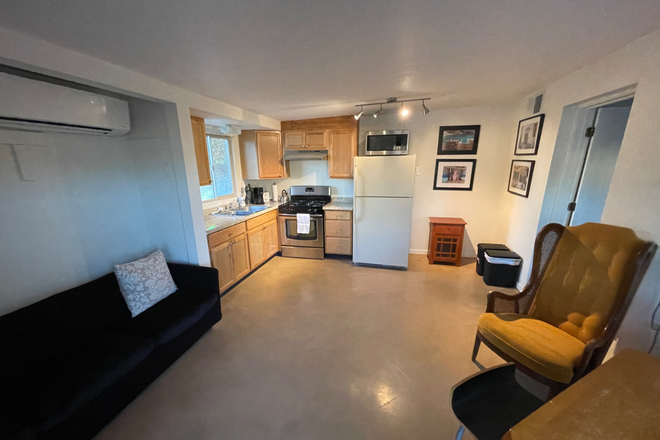  - ALL INCLUDED 2 bd 1 ba near university washer/dryer