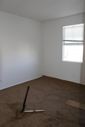 upstair Bedroom #3 - Merced house 1 bedroom ($582 per month) for rent on 1/1/2026