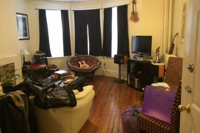 Livinroom - SYMPHONY-FENWAY  2 BED EDGERLY RD    09/01 **NO FEE**