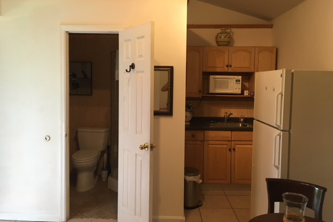 kitchen/ bathroom entrance - cottage Apartments