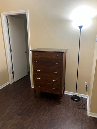 Bedroom (Image 2) - 2016 Donegan Pl House