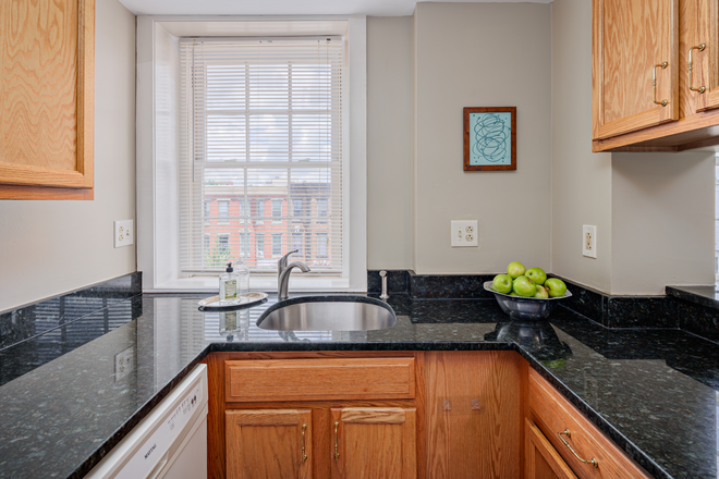Kitchen - 2 bedroom, 2 bath apartment close to Homewood Campus