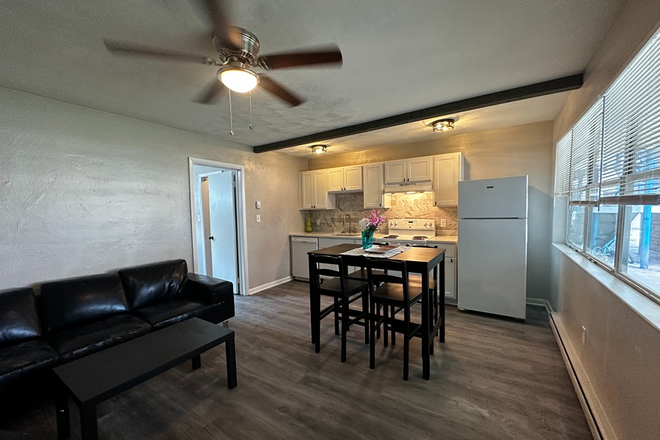 Living Room - ODUrent Offers Lenox Garden Apartments!