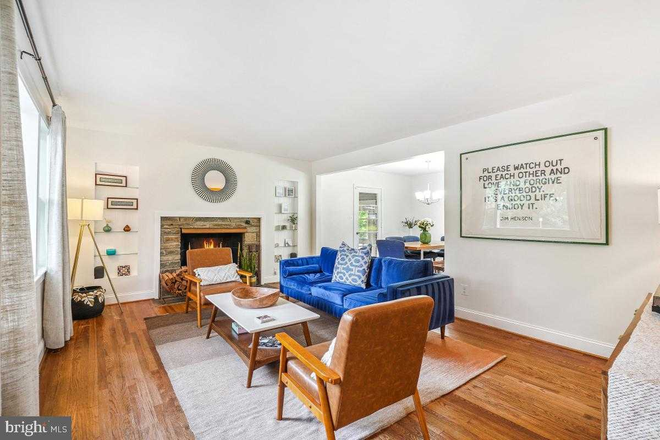 Living Room - College Heights Estates House