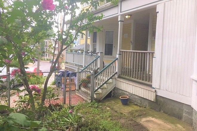 Outside - Housing Rental/ Sublease