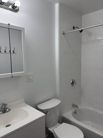 Call/text 602-317-9877 for a showing. - Summer Sublet with No Broker Fee!! Available Now or May/June, Look at Pics!! Apartments