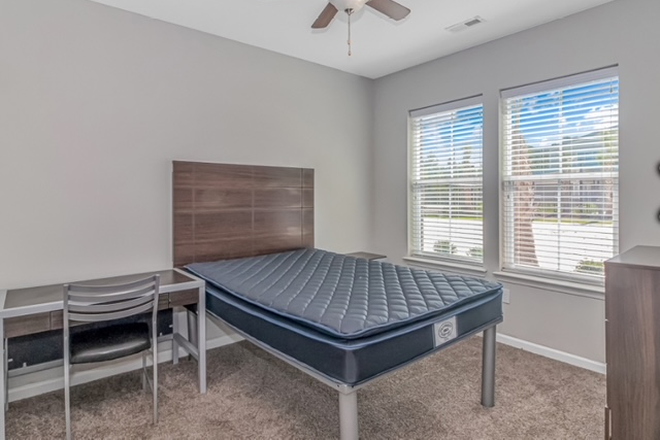 Bedroom - The Arch, largest apartments in Conway, right across from CCU campus!