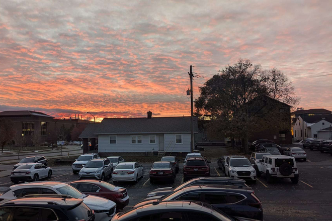 Parking - Evergreen Apartments, 5-Min Walk to Campus + Utilities Included!