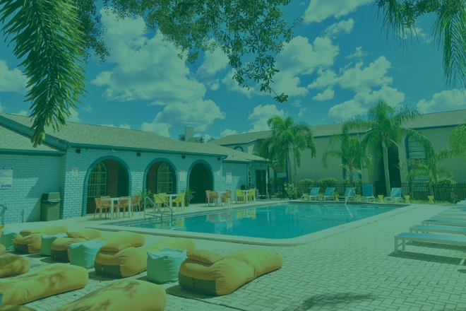 Pool - Apartment For Sublease for Spring Term (Sublet / Shared Housing) College Town