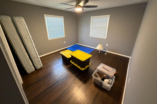 Bedroom - Room available for rent in College Park Woods House