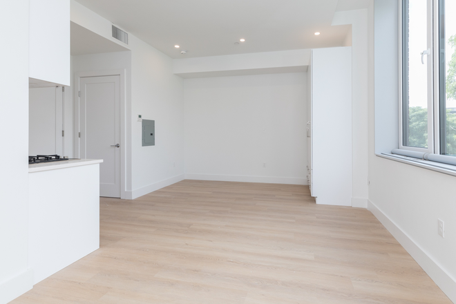 1 - SEPT 2026 - Beautiful South End Studio, Student OK! No Broker Fee! Apartments